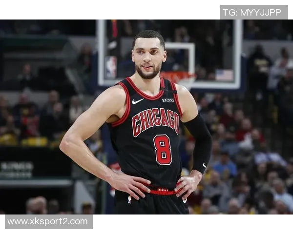 乔治参与五对五训练进展良好复出时间仍需进一步观察 乔治参与五对五训练进展良好复出时间仍需进一步观察