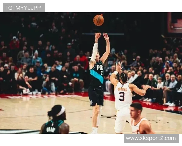 末节逆转11分爱德华兹盛赞吉莱斯皮球技出众表现令人惊艳 末节逆转11分爱德华兹盛赞吉莱斯皮球技出众表现令人惊艳