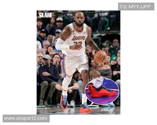 詹姆斯今日穿搭展示肯塔基大学LeBron23PE再掀篮球潮流热潮