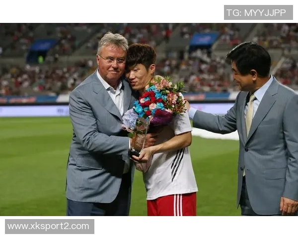 希丁克谈足球比赛应有的竞技精神与比分公平性强调避免极端差距的必要性 希丁克谈足球比赛应有的竞技精神与比分公平性强调避免极端差距的必要性